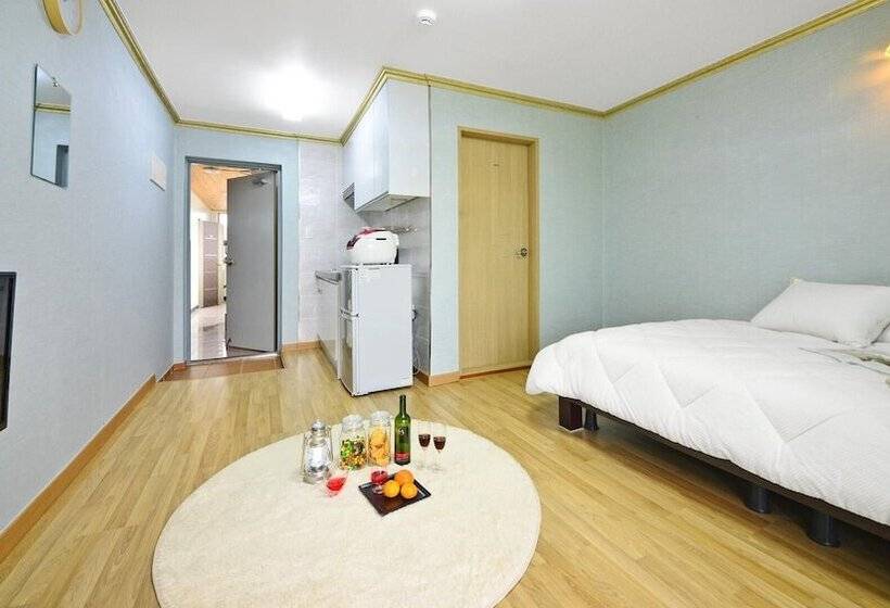 Samcheok Jangho Sanho Pension