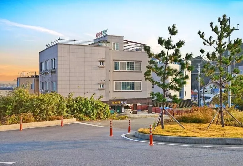 Samcheok Jangho Sanho Pension