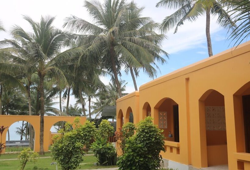 Vida Loca Sunset Beach Resort