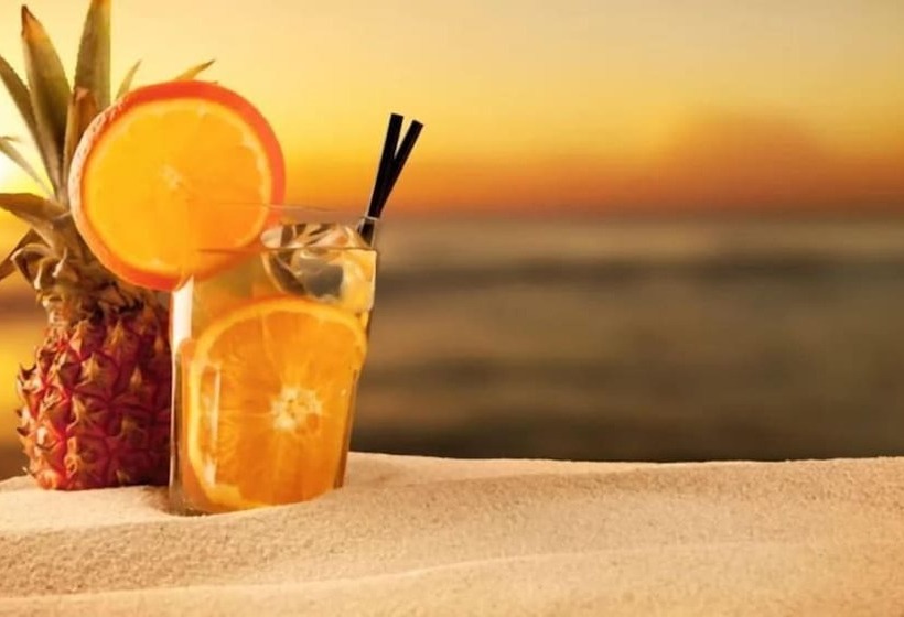 Vida Loca Sunset Beach Resort