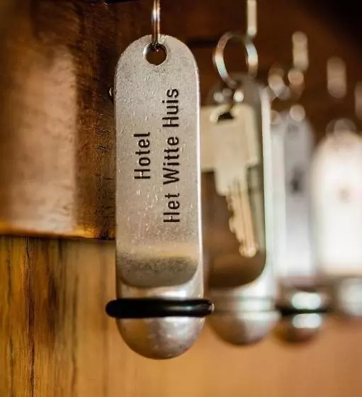 ホテル Restaurant Het Witte Huis