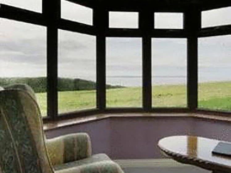 בית מלון כפרי Ballinalacken Castle Country House