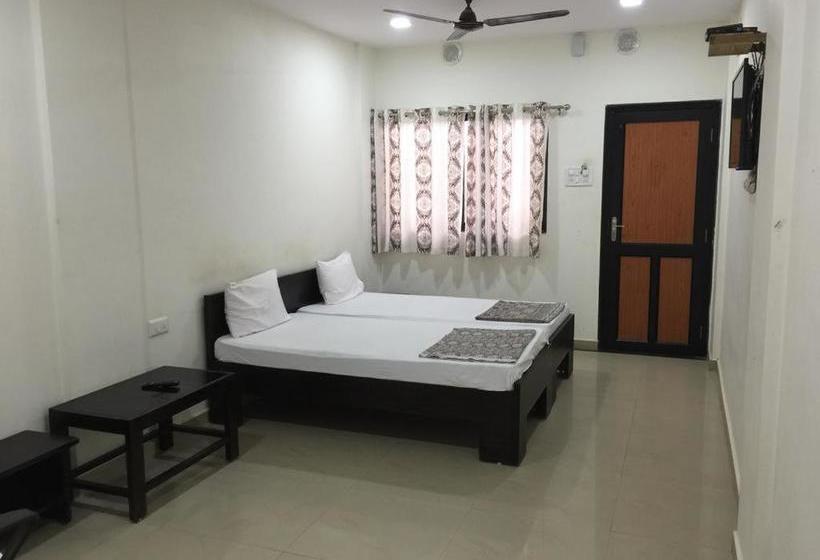 فندق Ct Lite Madhuvan Vrindavan