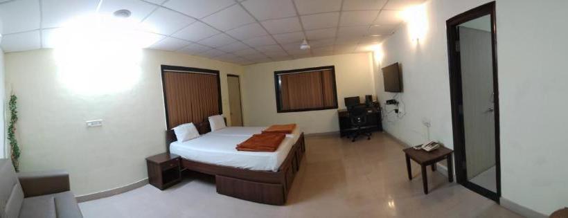 فندق Ct Lite Madhuvan Vrindavan