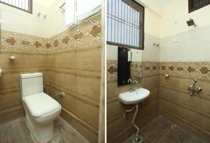 فندق Ct Lite Madhuvan Vrindavan