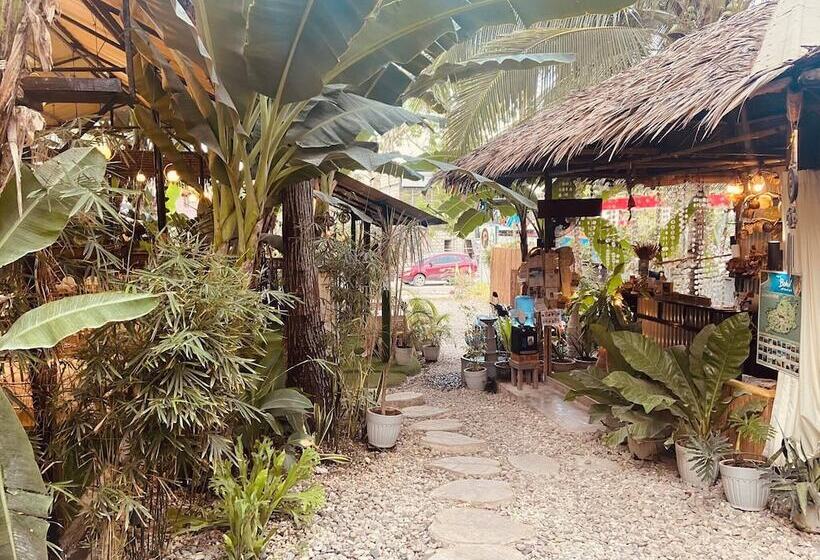 בית מלון כפרי Ecostay Panglao Resort