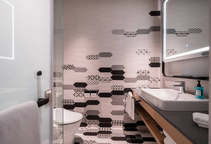 Hotel Holiday Inn Express Chiayi, An Ihg