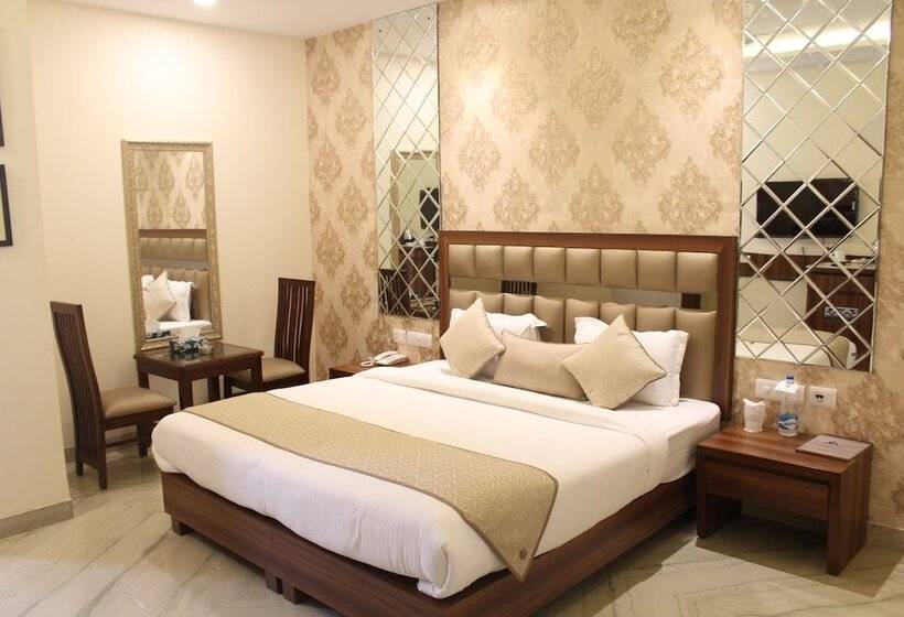 Hotel Royal Residence Iffco Chowk