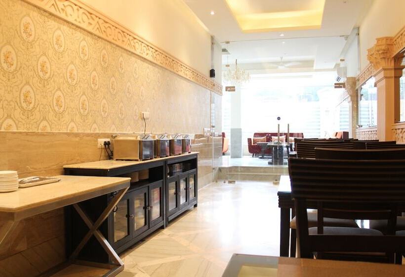 Hotel Royal Residence Iffco Chowk