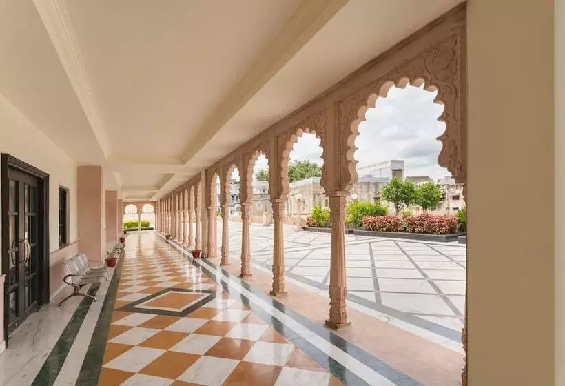 Hotelli Shree Vallabh Vilas Lords Plaza Nathdwara   Pure Veg