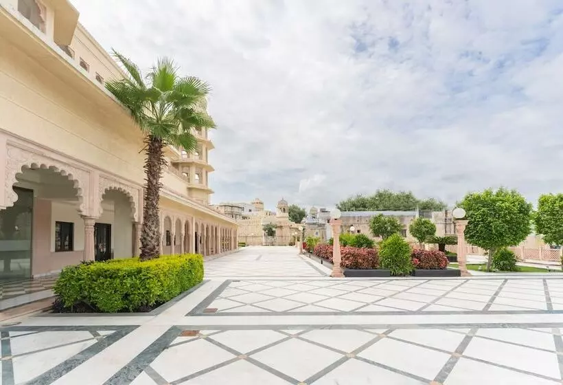 Hotelli Shree Vallabh Vilas Lords Plaza Nathdwara   Pure Veg