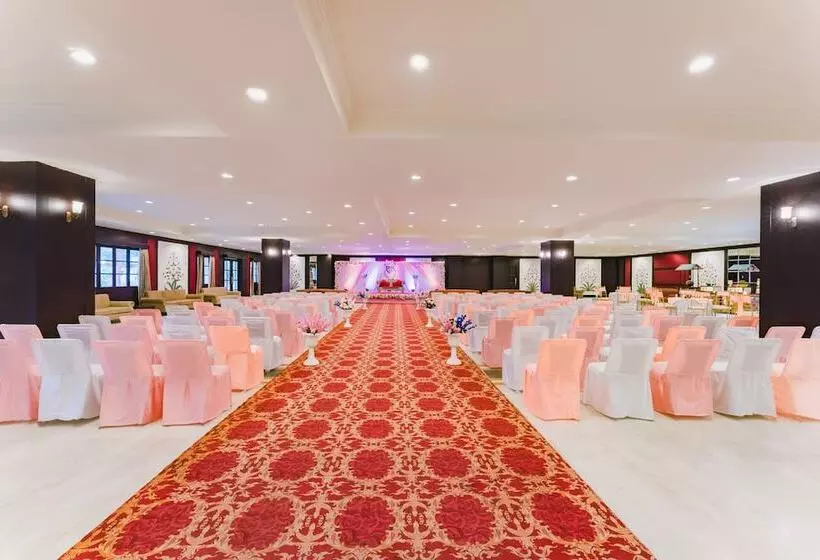 Hotelli Shree Vallabh Vilas Lords Plaza Nathdwara   Pure Veg