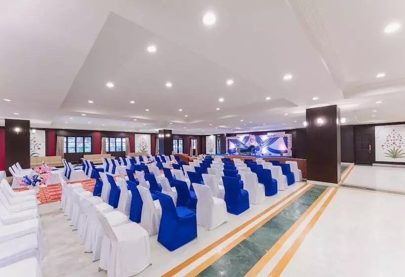 Hotelli Shree Vallabh Vilas Lords Plaza Nathdwara   Pure Veg