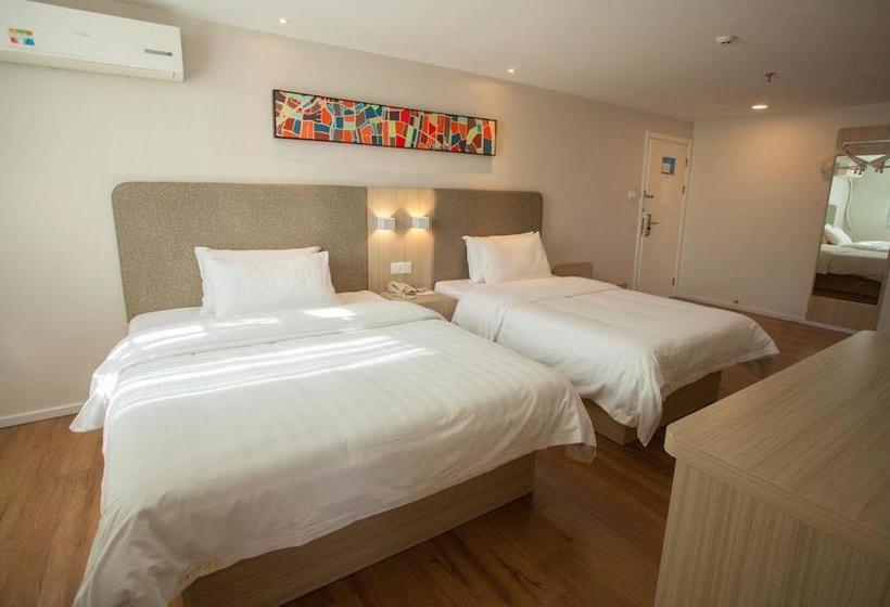 Отель Hanting  Kunming Railway Station