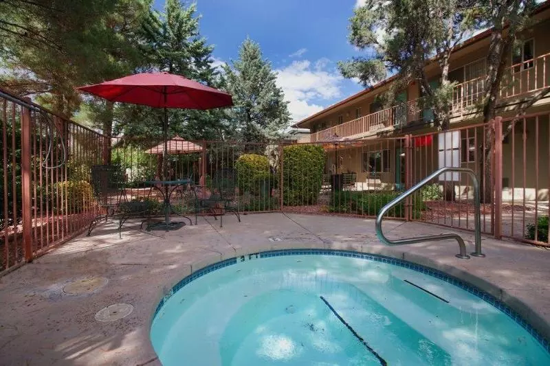 ホテル Baby Quail Inn