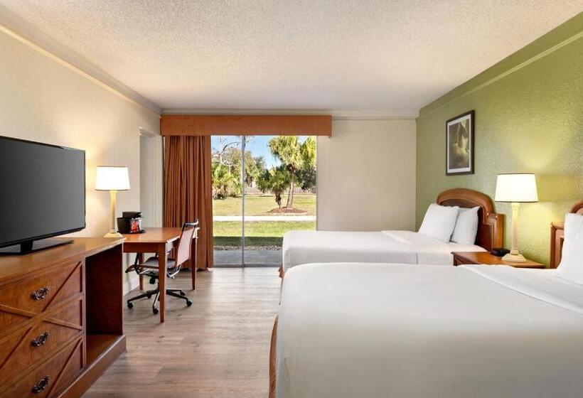 Hotel Baymont By Wyndham Daytona Beach Intl Speedway