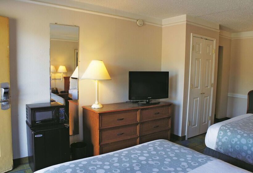 فندق La Quinta Inn By Wyndham Clute Lake Jackson