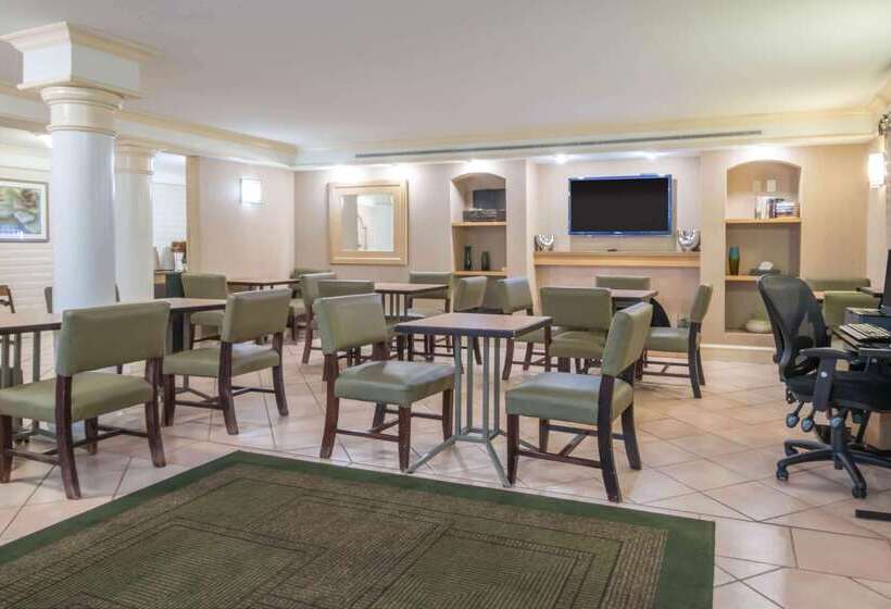 هتل La Quinta Inn By Wyndham Colorado Springs Garden Of The Gods