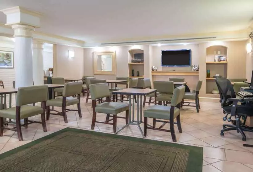 호텔 La Quinta Inn By Wyndham Colorado Springs Garden Of The Gods