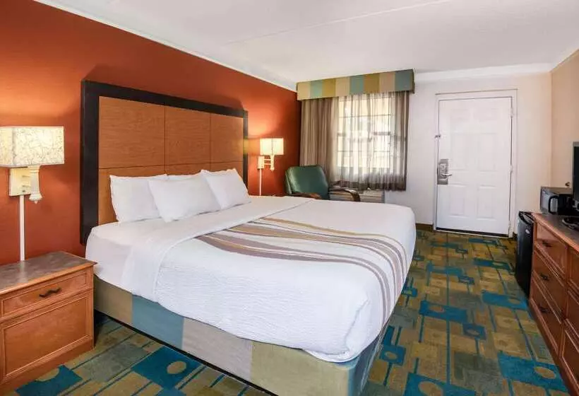 호텔 La Quinta Inn By Wyndham Colorado Springs Garden Of The Gods