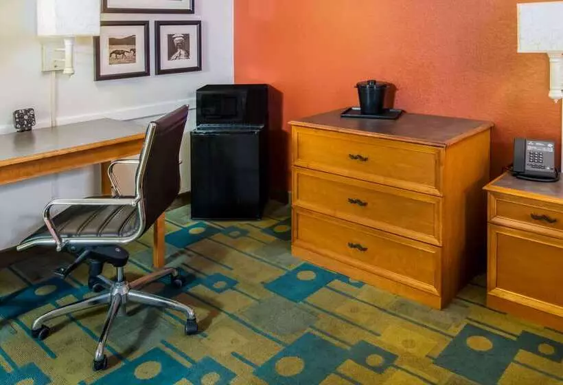 호텔 La Quinta Inn By Wyndham Colorado Springs Garden Of The Gods