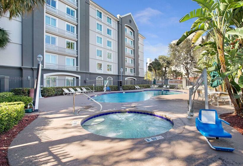 בית מלון כפרי La Quinta By Wyndham Ft. Lauderdale Airport