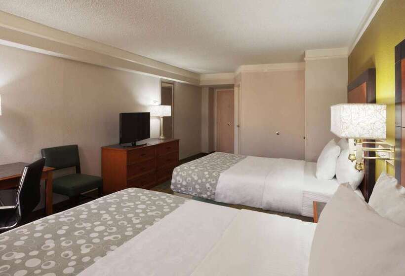 בית מלון כפרי La Quinta By Wyndham Houston Stafford Sugarland