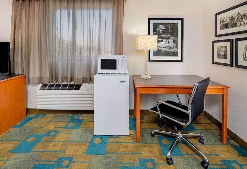 ホテル La Quinta Inn & Suites By Wyndham Irvine Spectrum