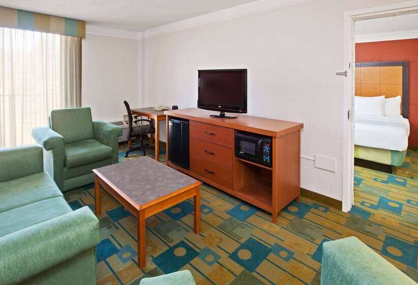 酒店 La Quinta By Wyndham Nashville Airport/opryland