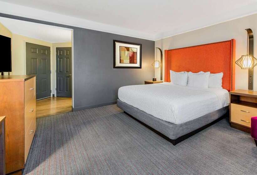 فندق La Quinta By Wyndham New Orleans Downtown