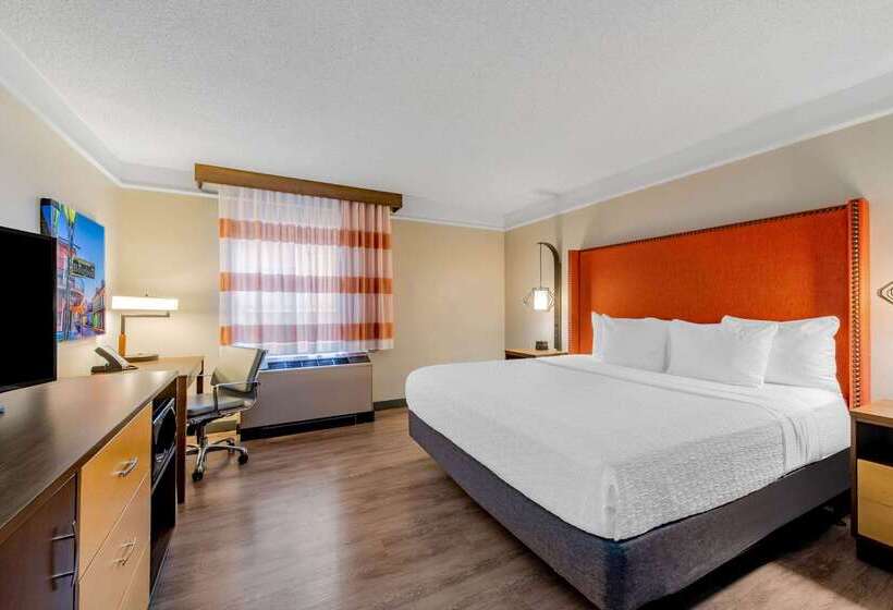 فندق La Quinta By Wyndham New Orleans Downtown