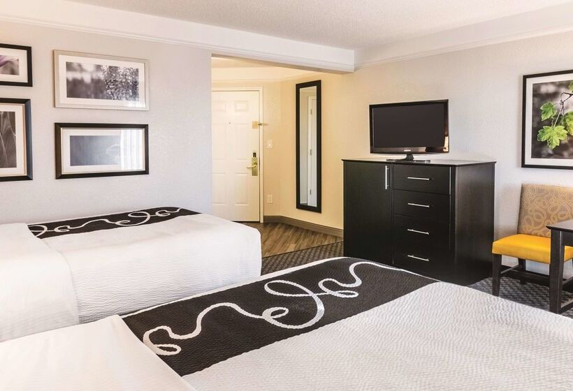 فندق La Quinta By Wyndham Orlando Airport North