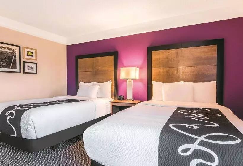 هتل La Quinta By Wyndham Shreveport Airport