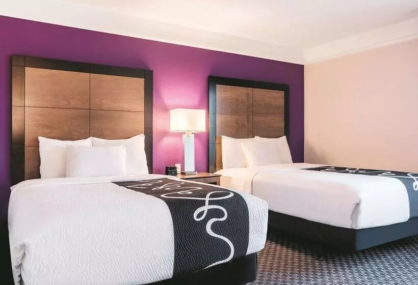 هتل La Quinta By Wyndham Shreveport Airport