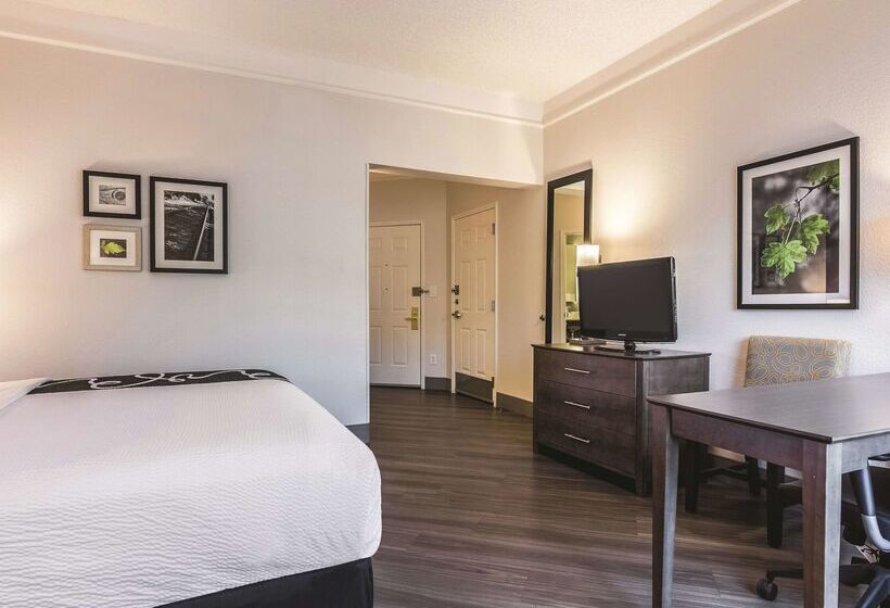 فندق La Quinta By Wyndham Shreveport Airport