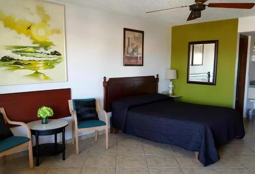 בית מלון כפרי Lago Motor Inn