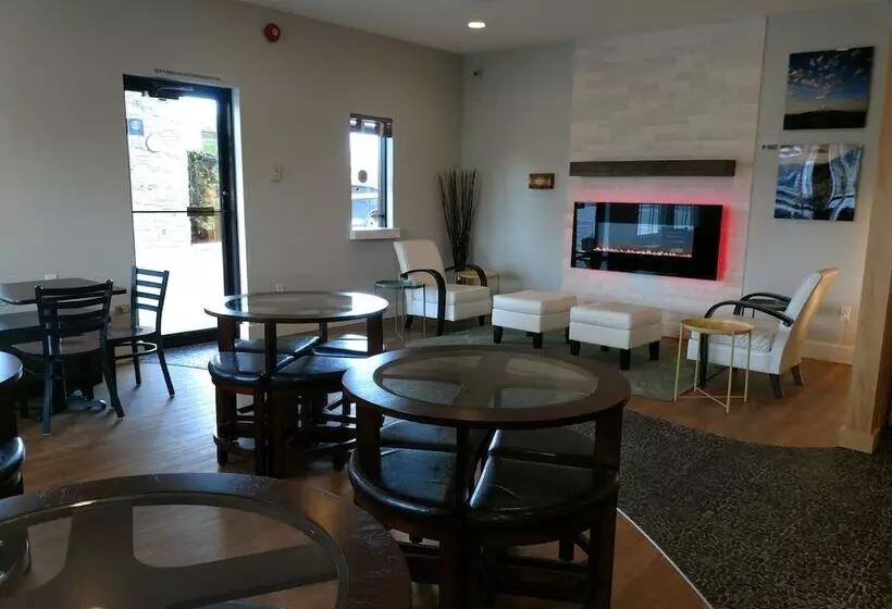 בית מלון כפרי Lewis River Inn