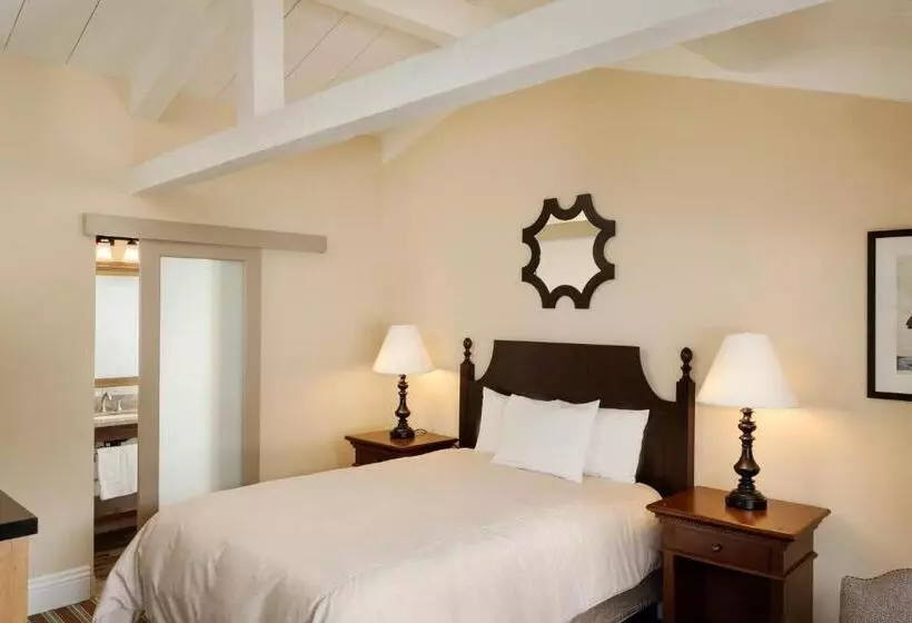 호텔 Lighthouse Lodge & Cottages