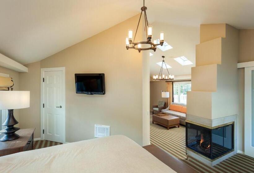 هتل Lighthouse Lodge & Cottages