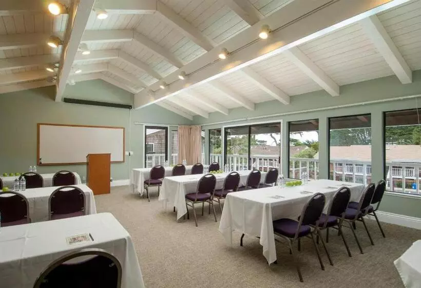 호텔 Lighthouse Lodge & Cottages