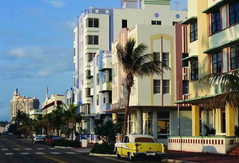 בית מלון כפרי Loews Miami Beach