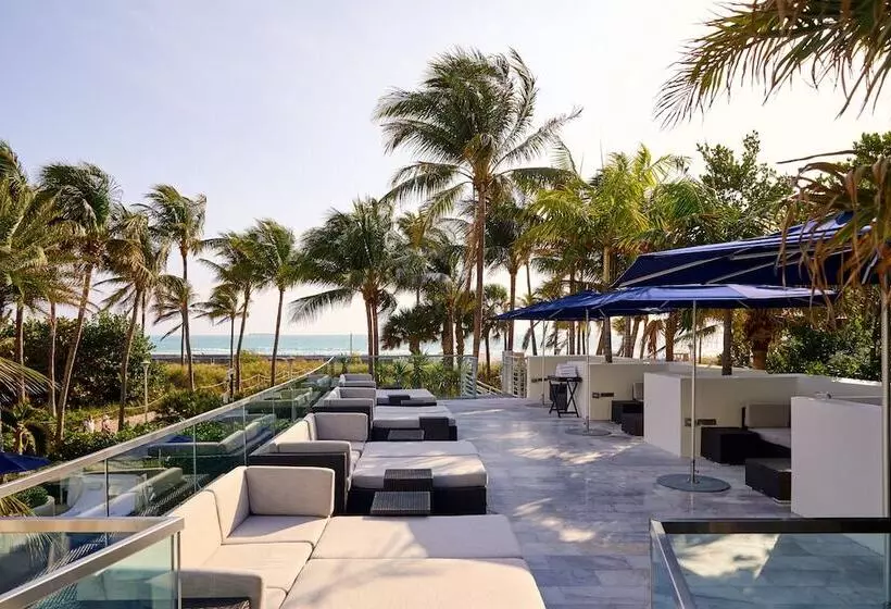 בית מלון כפרי Loews Miami Beach