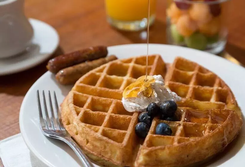 בית מלון כפרי Lord Camden Inn