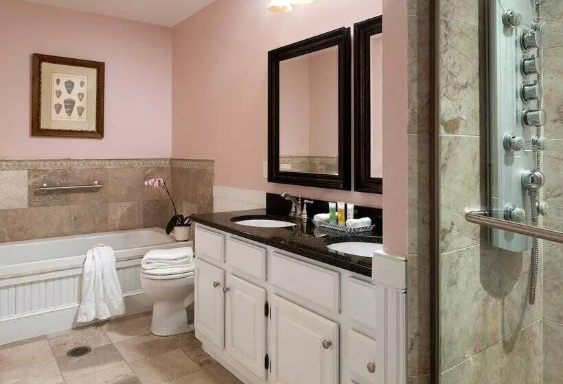 בית מלון כפרי Lord Camden Inn