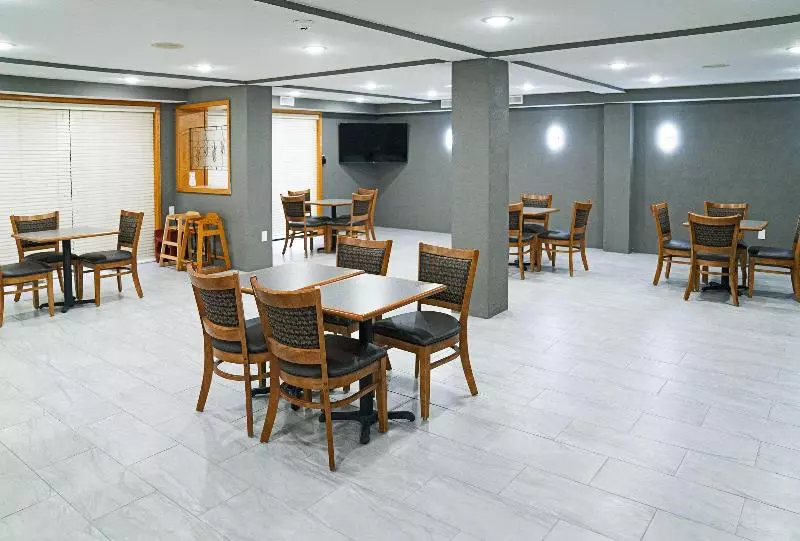 酒店 Quality Inn Seymour I65