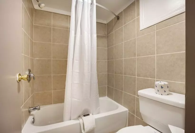 בית מלון כפרי Red Carpet Inn Edison