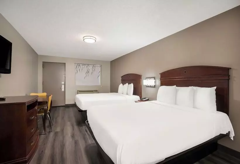 בית מלון כפרי Red Carpet Inn Edison