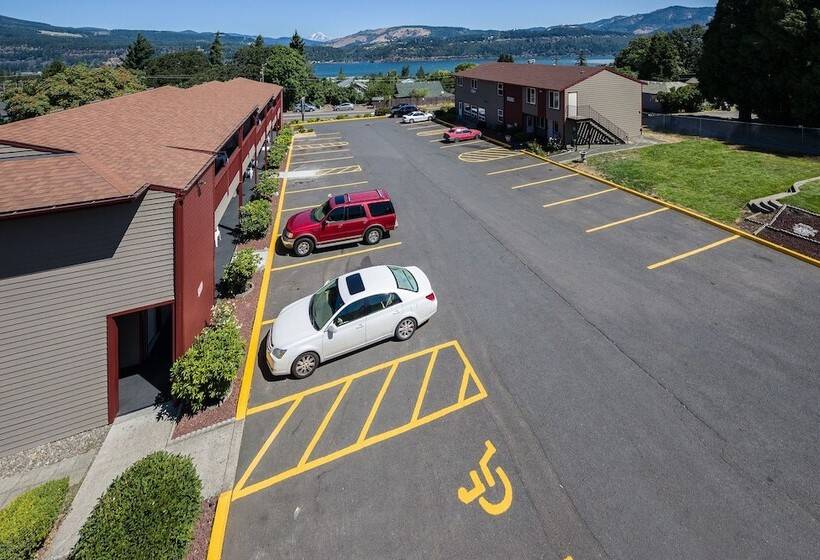 בית מלון כפרי Riverview Lodge