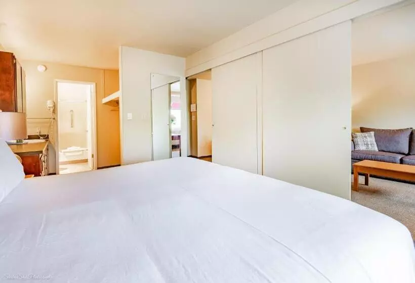 La Residence Suite Hotel