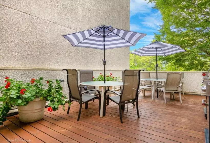 La Residence Suite Hotel